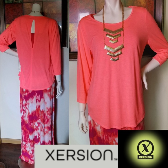 Xersion Tops - New Xersion BRIGHT Keyhole Back Electric Coral Top